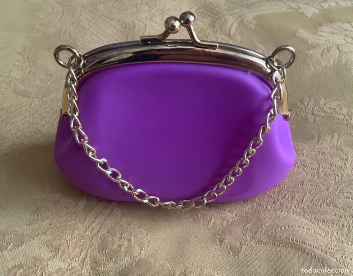 Joyeria: MONEDERO SILICONA COLOR BUGANVILLA CON CADENA - Foto 4