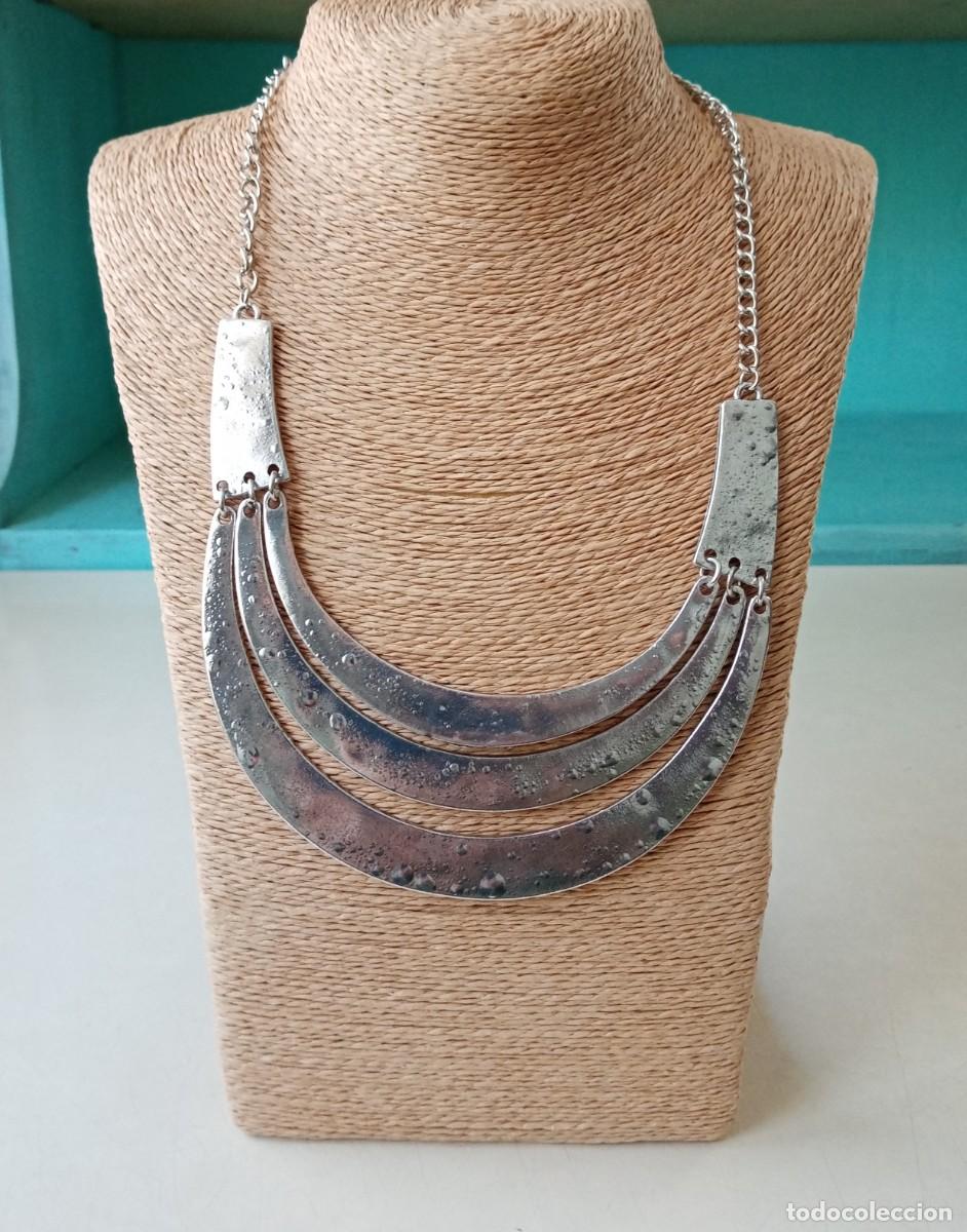 Joyeria: COLLAR PLATEADO MET&Aacute;LICO. - Foto 1