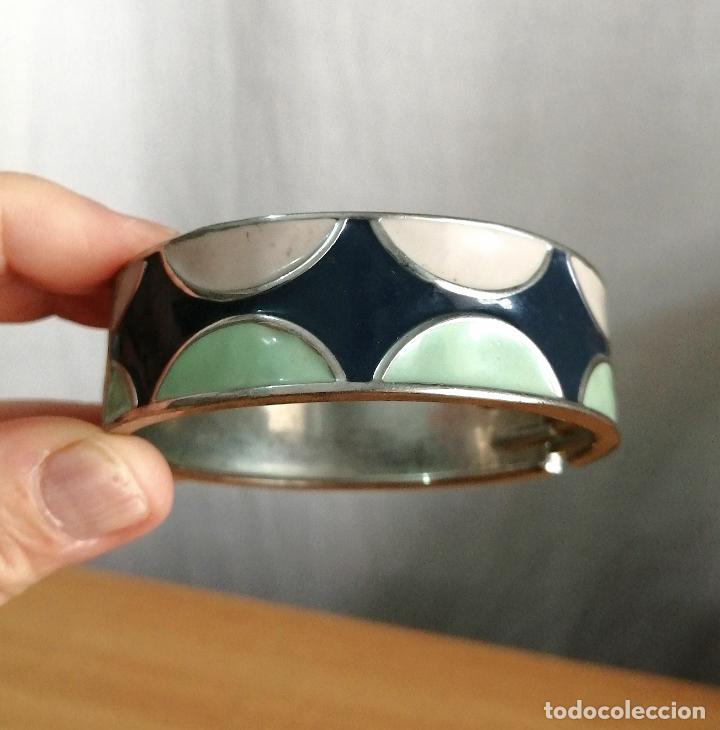 Joyeria: PULSERA, PLATEADA MET&Aacute;LICA CON ESMALTES. - Foto 1
