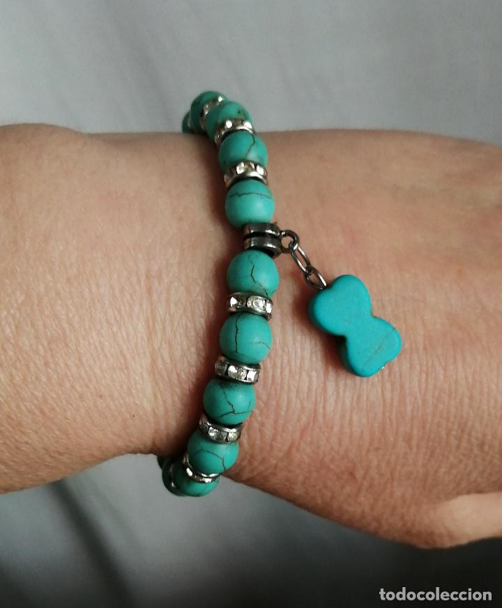 Joyeria: PULSERA TURQUESAS AZULES, CON COLGANTE. EL&Aacute;STICA. - Foto 4