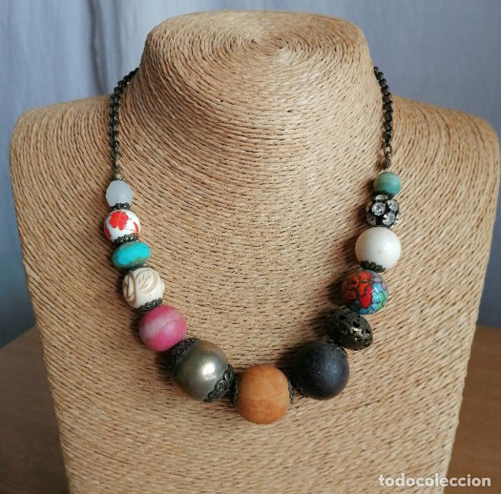 Joyeria: COLLAR CORTO, CUENTAS DE DIFERENTES MATERIALES. - Foto 1