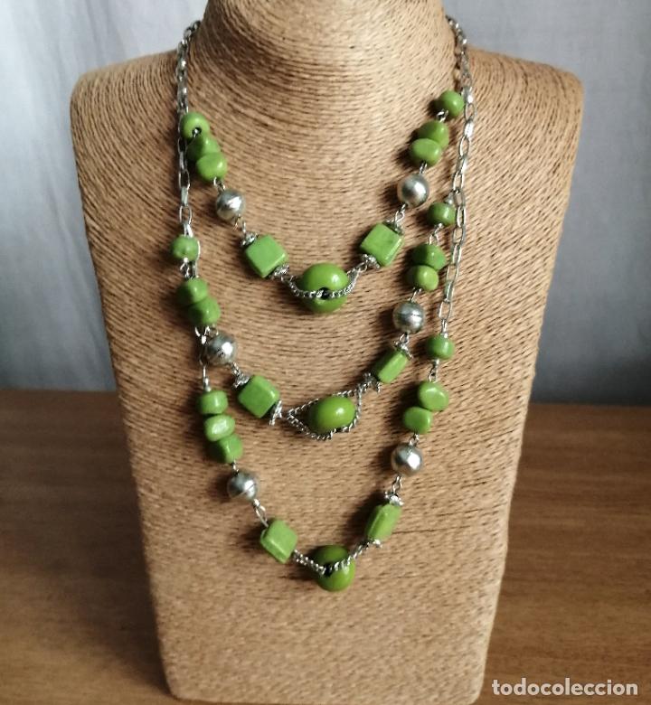 Joyeria: COLLAR PLATEADO CON PIEDRAS VERDES. - Foto 1