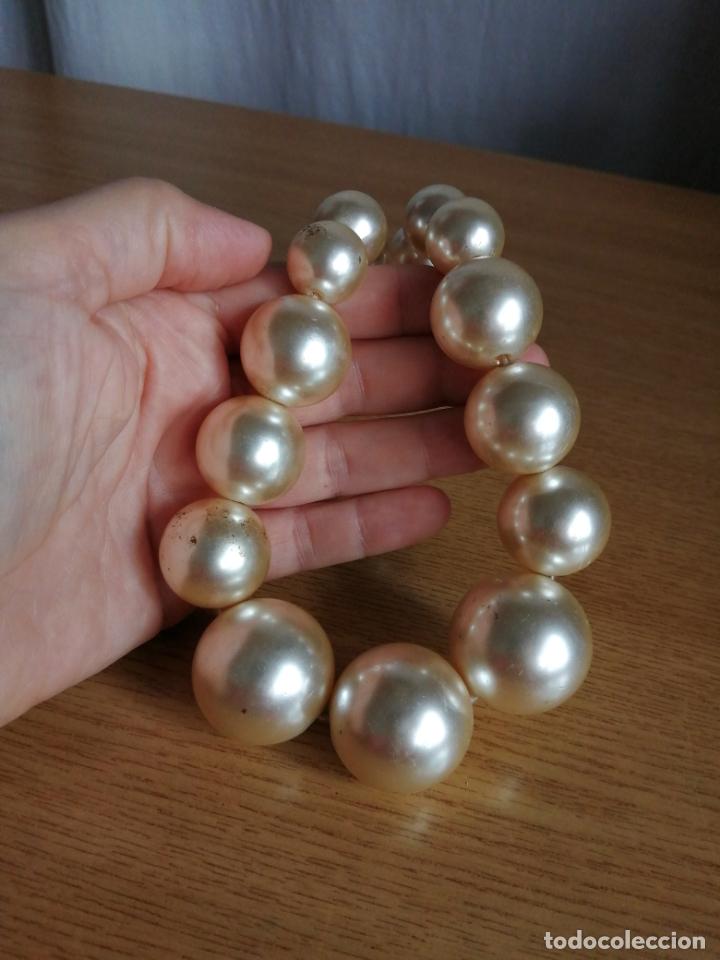Joyeria: COLLAR CORTO, PERLAS SINT&Eacute;TICAS, GRUESAS. - Foto 6