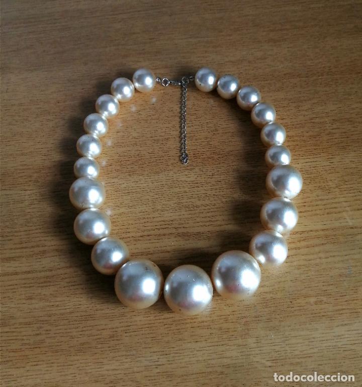 Joyeria: COLLAR CORTO, PERLAS SINT&Eacute;TICAS, GRUESAS. - Foto 7