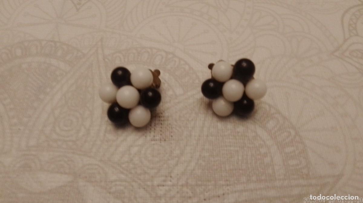 Schmuck: Pendientes de Bolas Blancas y azules