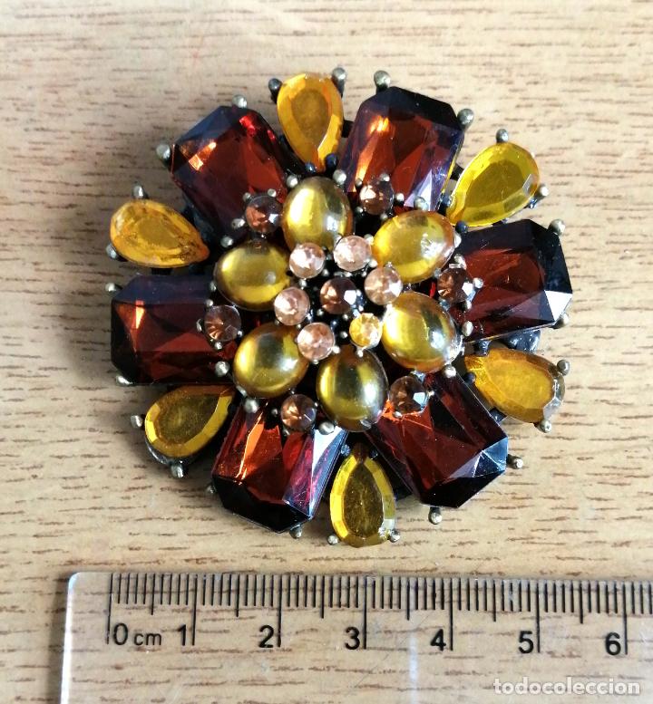 Joyeria: BROCHE, CON PEDRERA. BISUTER&Iacute;A. - Foto 4