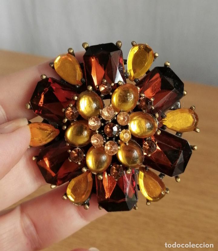 Joyeria: BROCHE, CON PEDRERA. BISUTER&Iacute;A. - Foto 5