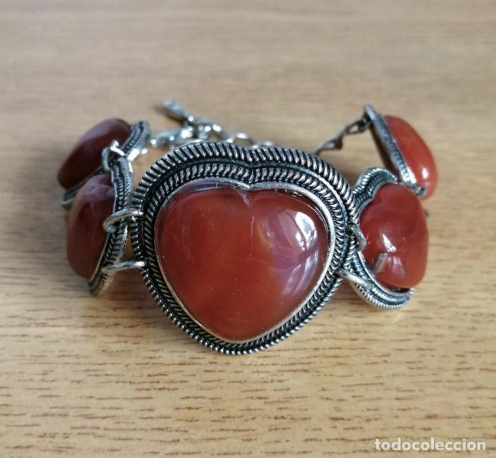 Joyeria: PULSERA PLATEADA, CON AGATAS OCRES EN FORMA DE CORAZ&Oacute;N. - Foto 3