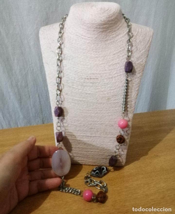 Joyeria: COLLAR LARGO, CADENA PLATEADA CON CRISTAL Y PIEDRAS. - Foto 5