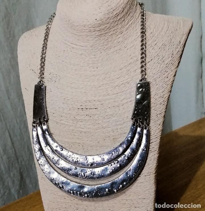 Joyeria: COLLAR PLATEADO METALICO. - Foto 1