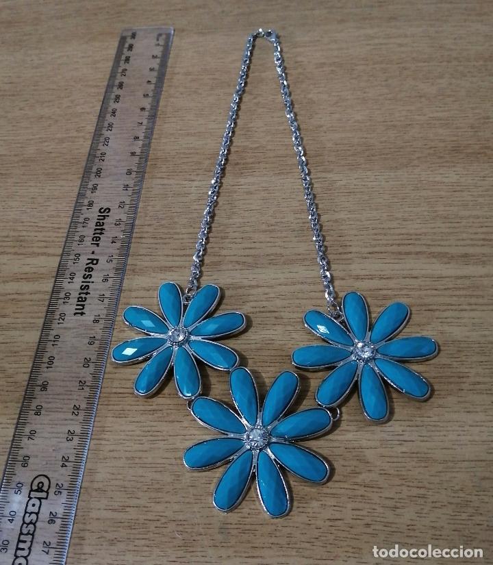 Joyeria: COLLAR PLATEADO CON FLORES AZULES TURQUESA. - Foto 3