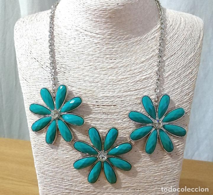 Joyeria: COLLAR PLATEADO CON FLORES AZULES TURQUESA. - Foto 1