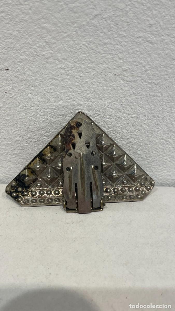 Joyeria: PENDIENTE TRIANGULAR PLATEADO - Foto 2