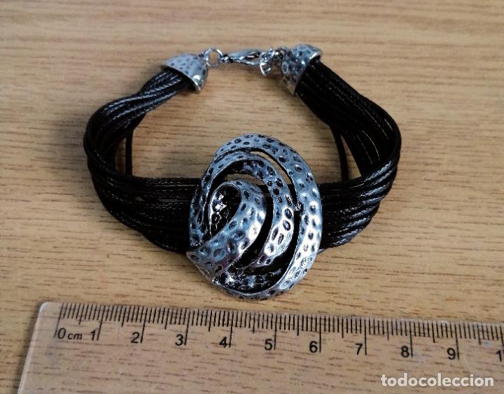 Joyeria: PULSERA CON ADORNO PLATEADO. - Foto 4