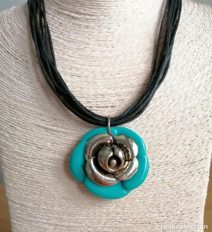 Joyeria: COLLAR, COLGANTE ROSA, FLOR, TURQUESA CON MULTI CORD&Oacute;N. - Foto 7