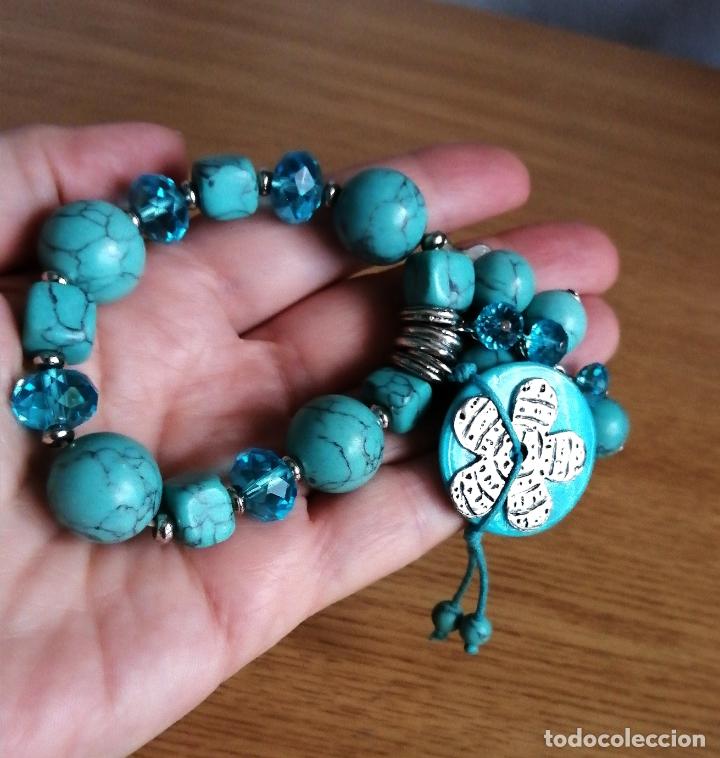 Joyeria: PULSERA EL&Aacute;STICA, PIEDRAS TURQUESAS. - Foto 3
