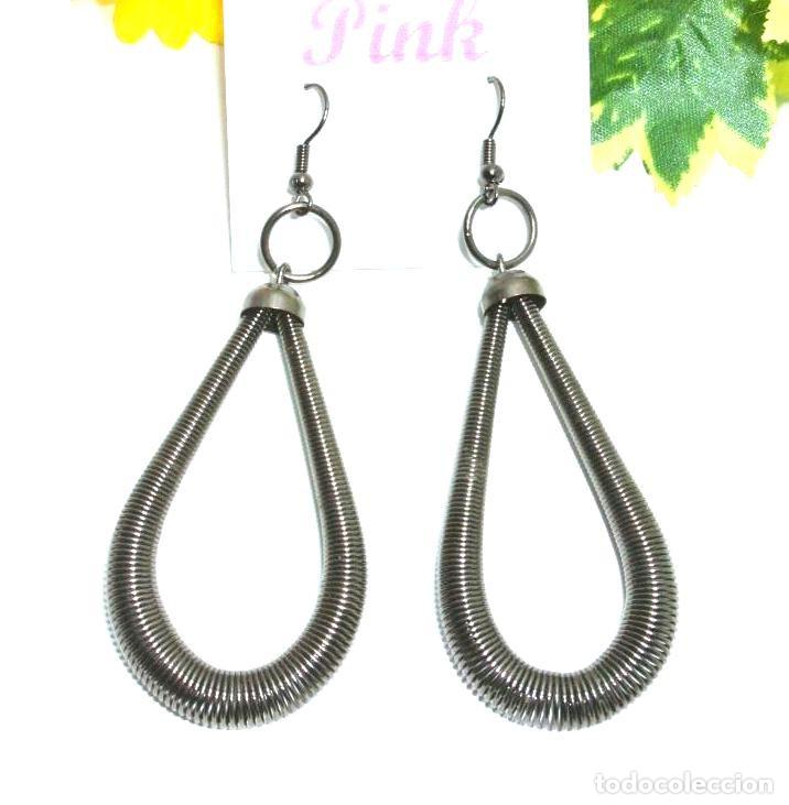 Joyeria: Pendientes largos color plata, A&ntilde;o 2000, Nuevos - Foto 1
