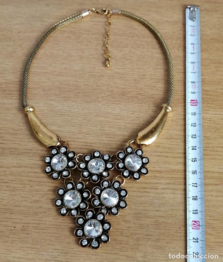 Joyeria: COLLAR METALICO DORADO CON FLORES - Foto 2
