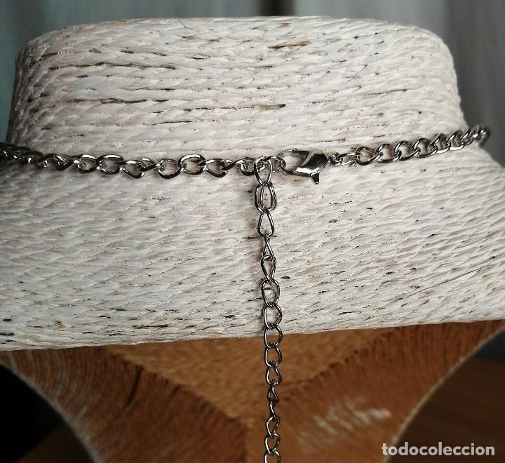 Joyeria: COLLAR CORTO PLATEADO Y MORADO - Foto 3