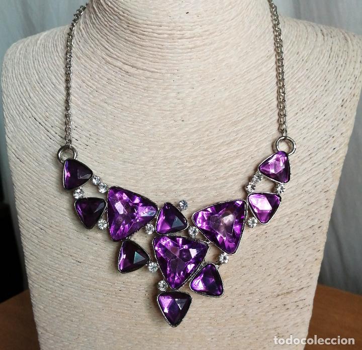 Joyeria: COLLAR CORTO PLATEADO Y MORADO - Foto 1