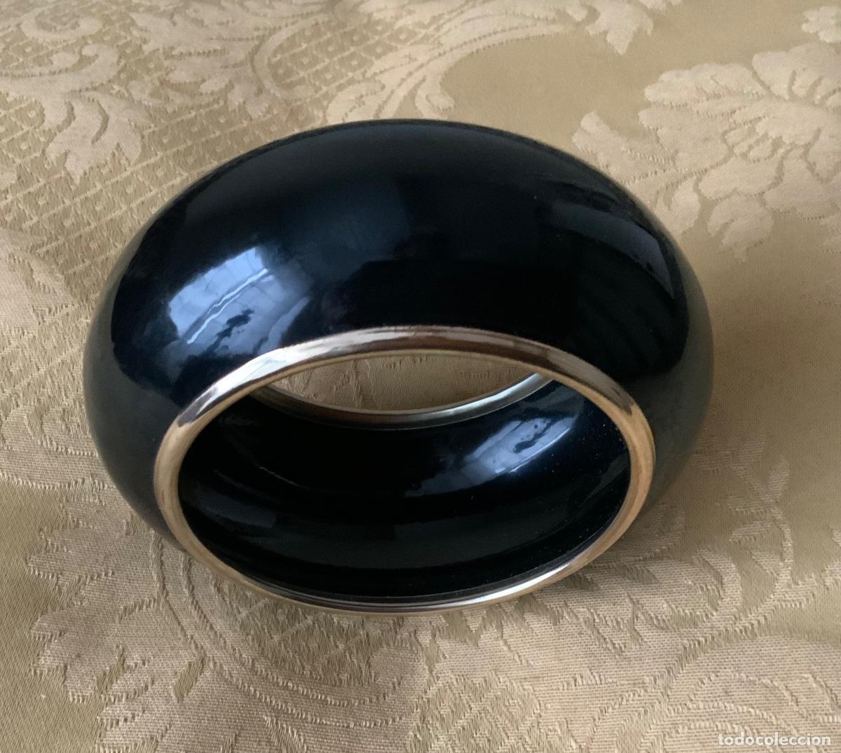 Joaillerie: PULSERA BRAZALETE METAL ESMALTADO EN NEGRO