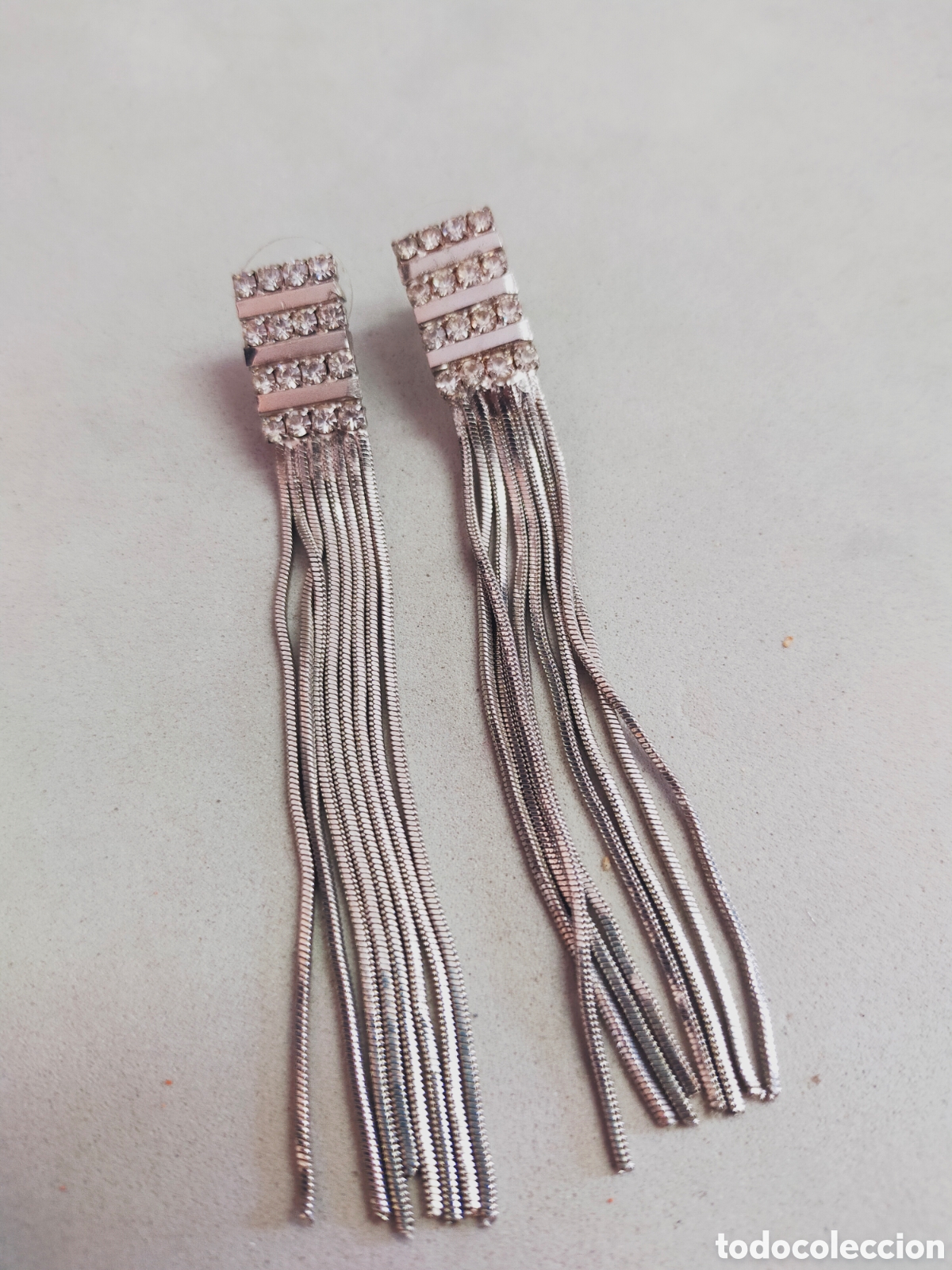 Joyeria: PENDIENTES COLGANTES METAL ESTILO A&Ntilde;OS 20.