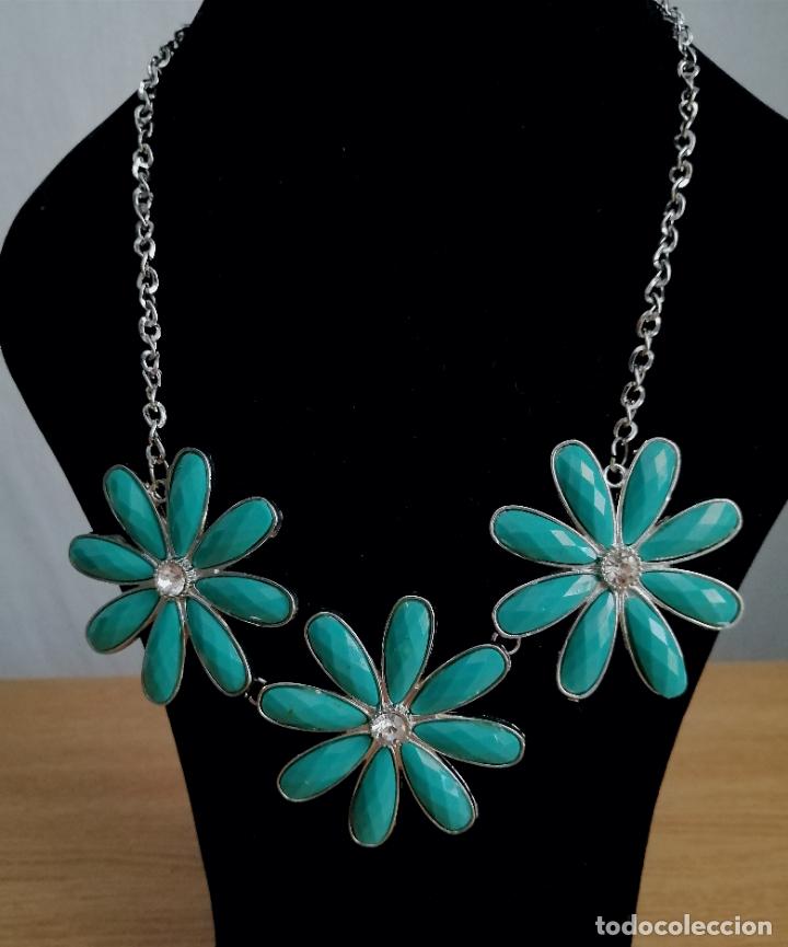 Joyeria: COLLAR FLORES AZULES Y CADENA PLATEADA - Foto 5