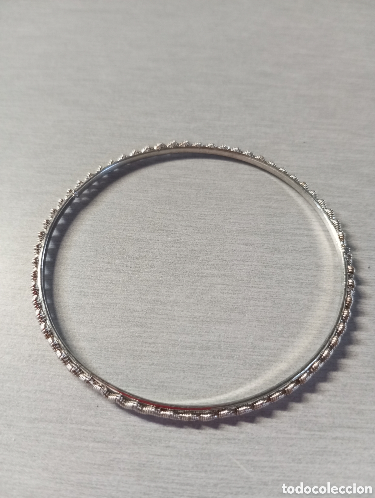 Joaillerie: Pulsera met&aacute;lico