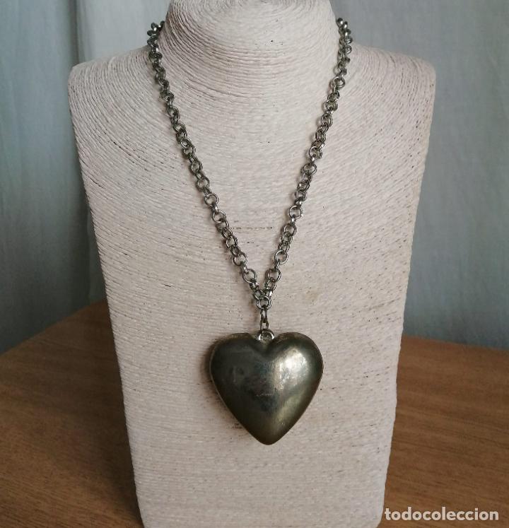 Joyeria: COLLAR, CORAZ&Oacute;N PLATEADO VIEJO CON CADENA. - Foto 1