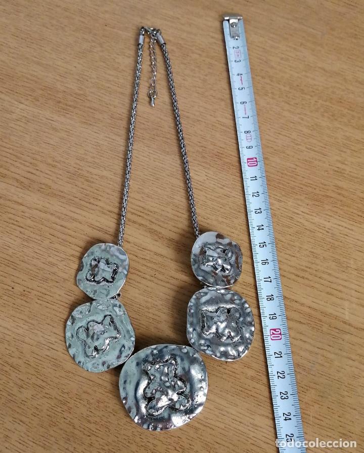Joyeria: COLLAR PLATEADO METALICO, TIPO MONEDAS. - Foto 6