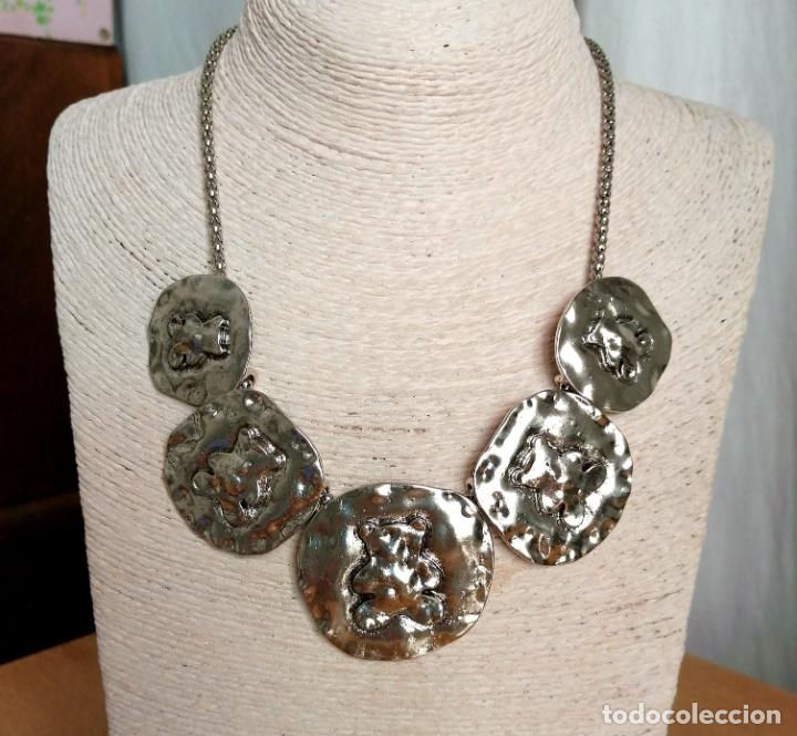 Joyeria: COLLAR PLATEADO METALICO, TIPO MONEDAS. - Foto 1