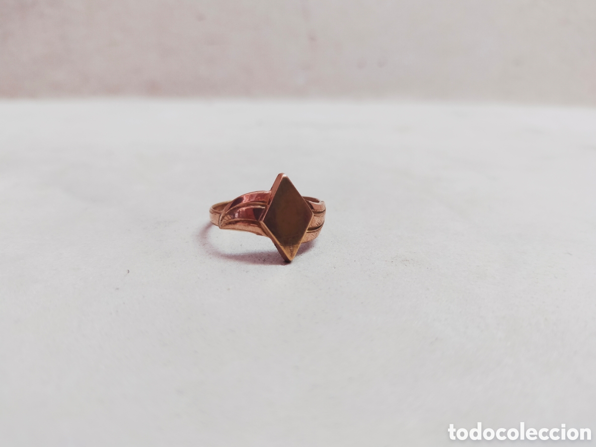 Joalharia: ANILLO O SORTIJA DE METAL DORADO.