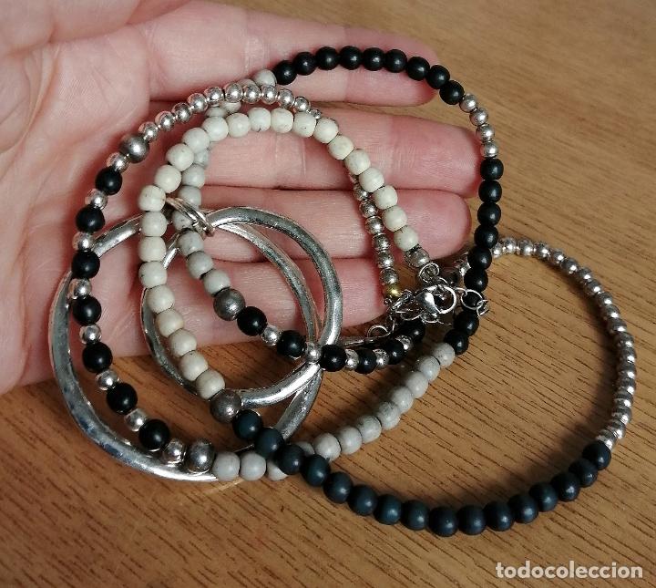 Joyeria: COLLAR LARGO DE DISTINTOS MATERIALES, CON COLGANTE. - Foto 2