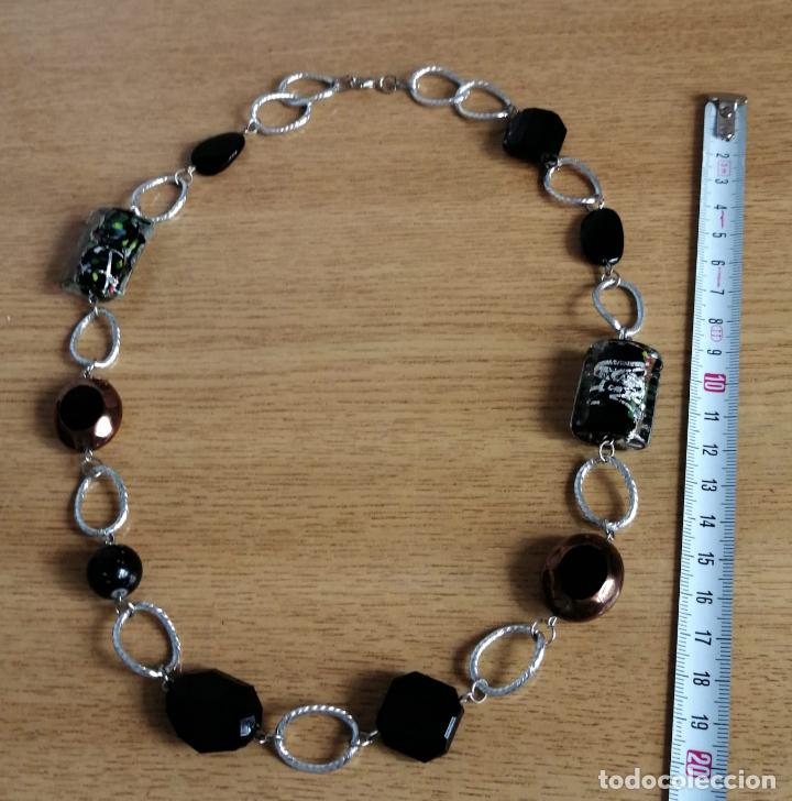 Joyeria: COLLAR PLATEADO CON CUENTAS DE CRISTAL. - Foto 2