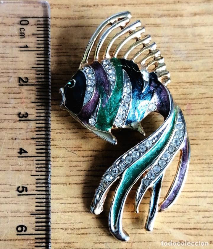Joyeria: BROCHE METAL, FORMA DE PEZ TROPICAL. - Foto 2