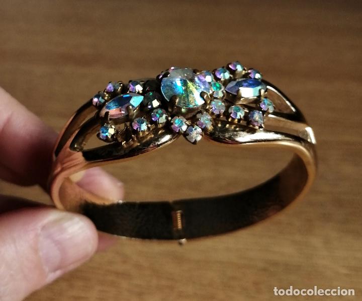 Joyeria: PULSERA DORADA CON BRILLANTES CRISTALES. - Foto 2