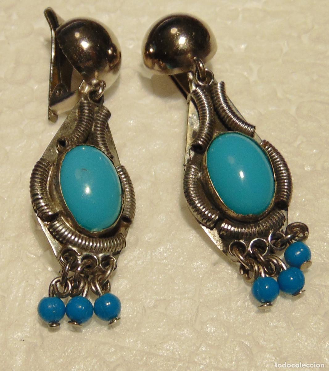 Joalharia: PENDIENTES VINTAGE PLATEADOS CON ABALORIOS COLOR TURQUESA - 5 CMS DE LARGO - CIERRE DE CLIP -