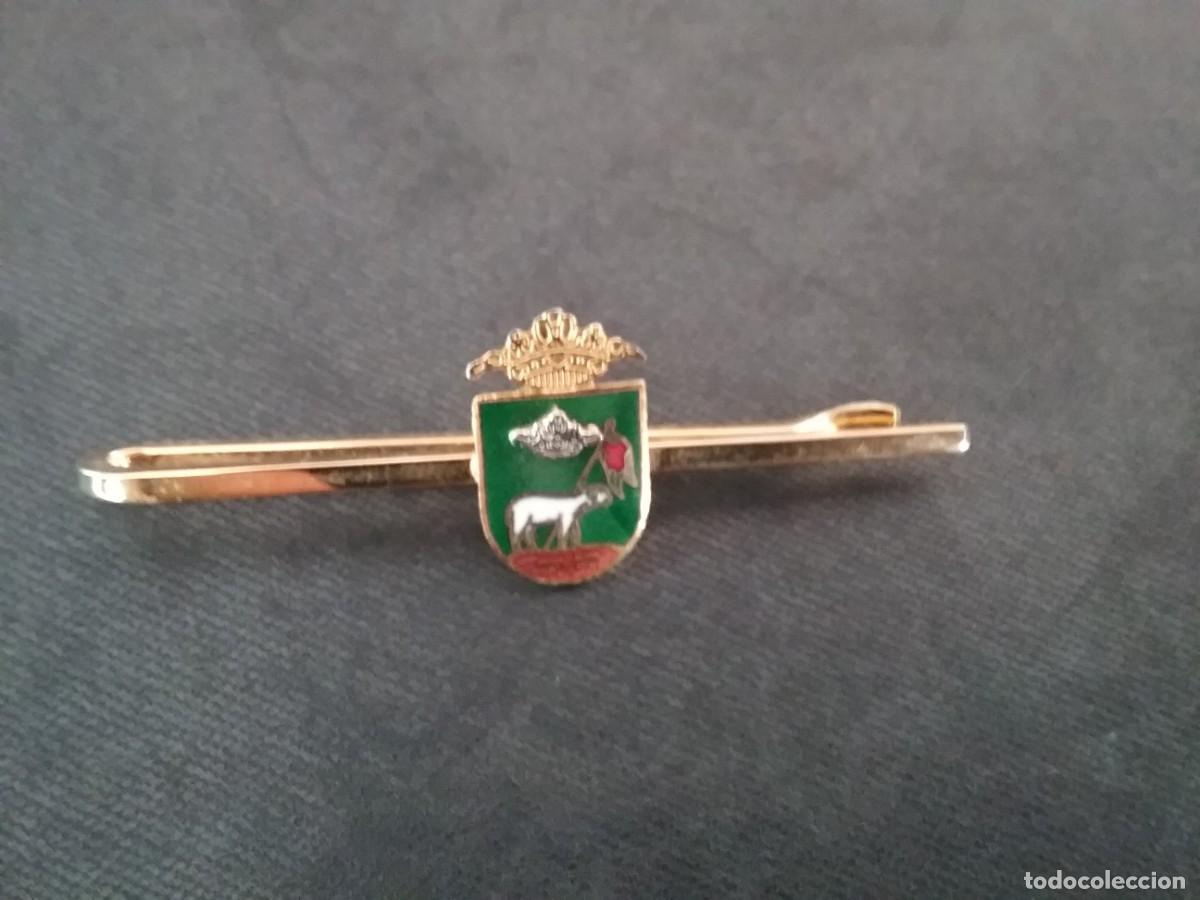 Joyeria: Aguja o Pasador de corbata dorado - Foto 1
