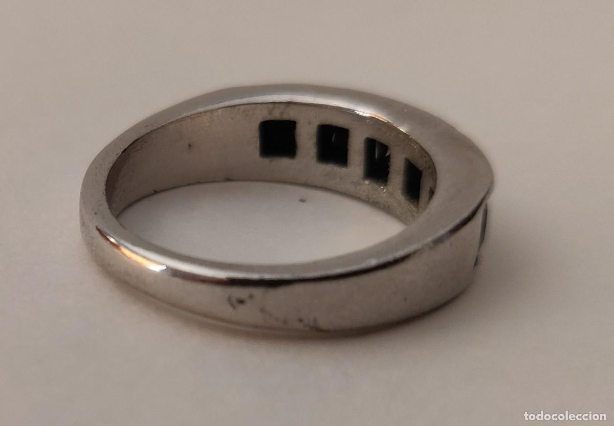Joyeria: Anillo Plateado con Piedras Negras - Foto 4