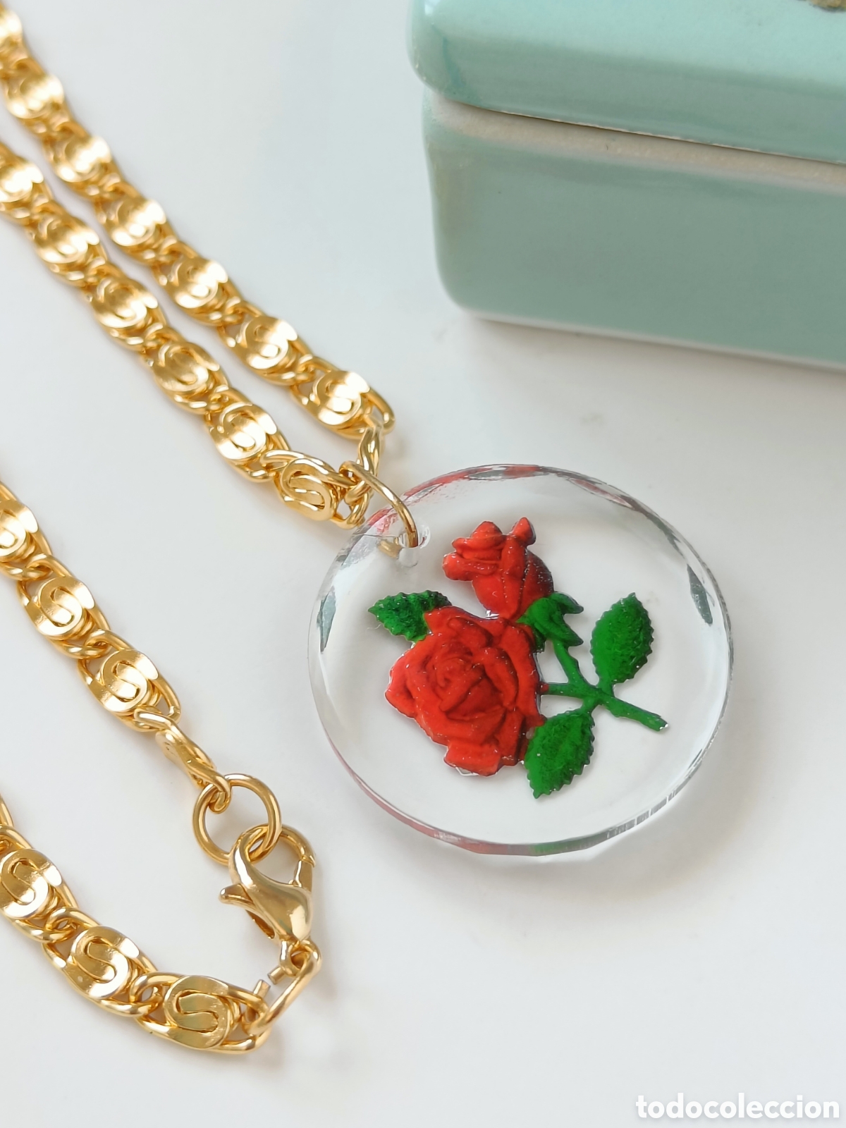 Schmuck: ⏳ Collar vintage con intaglio de rosa en cristal esmaltado. SIN USO.