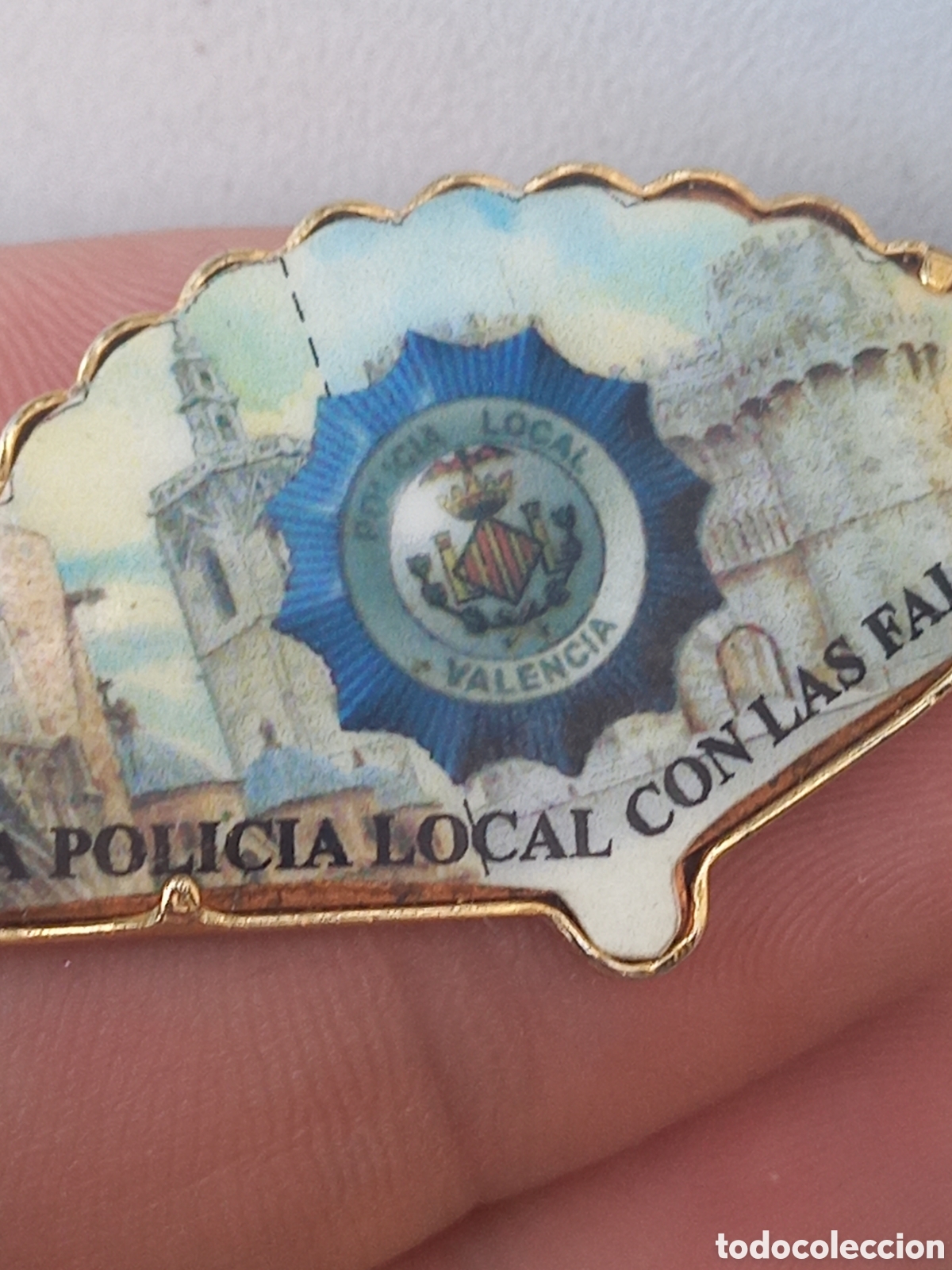 Joyeria: Broche insignia Polic&iacute;a Local Valencia con las fallas - Foto 3