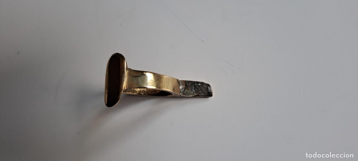 Joyeria: Anillo de bronce con raro ap&eacute;ndice. Hecho a mano - Foto 4