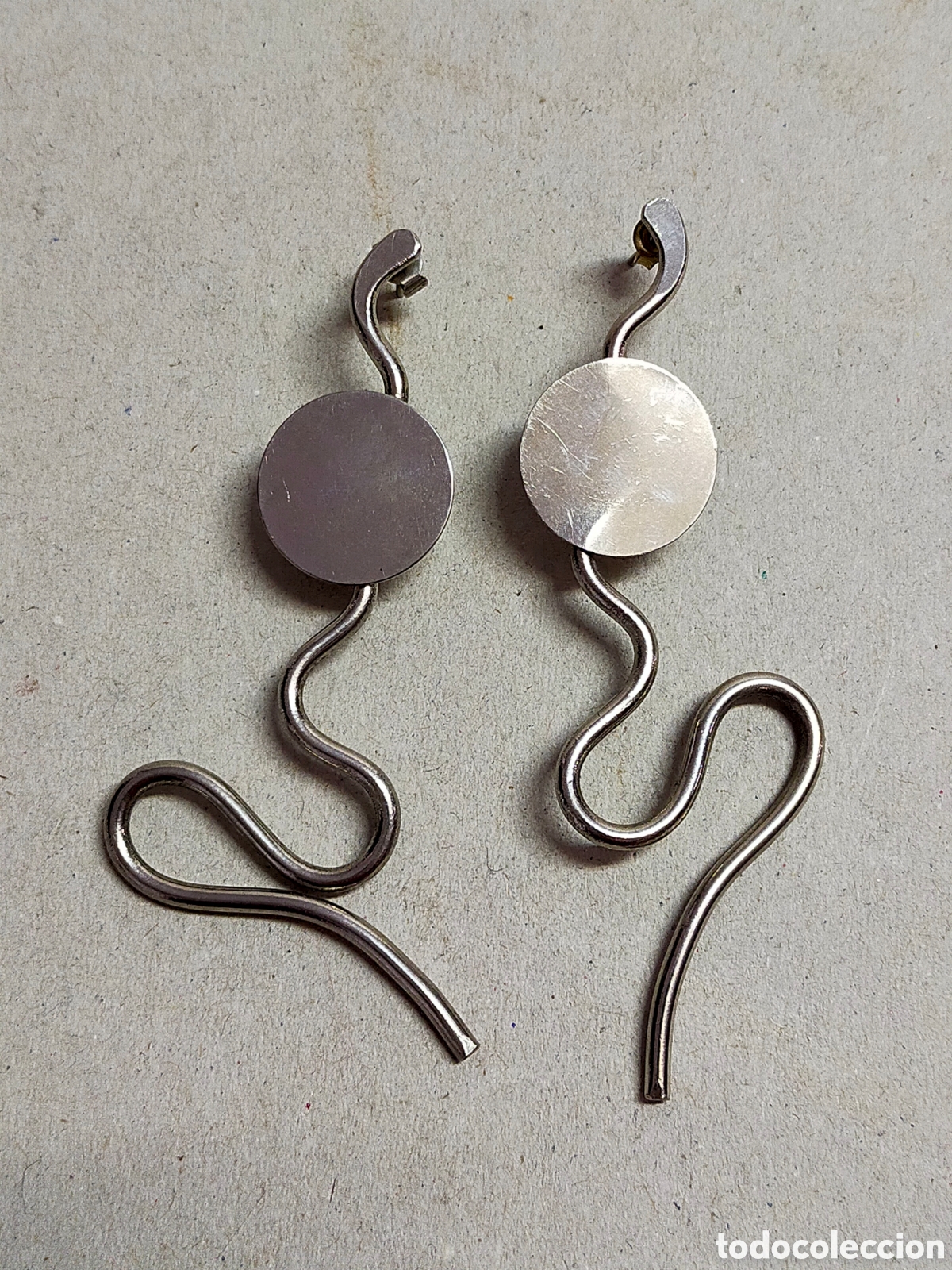 Joyeria: PENDIENTES LARGOS EN METAL. 9 CM. - Foto 1