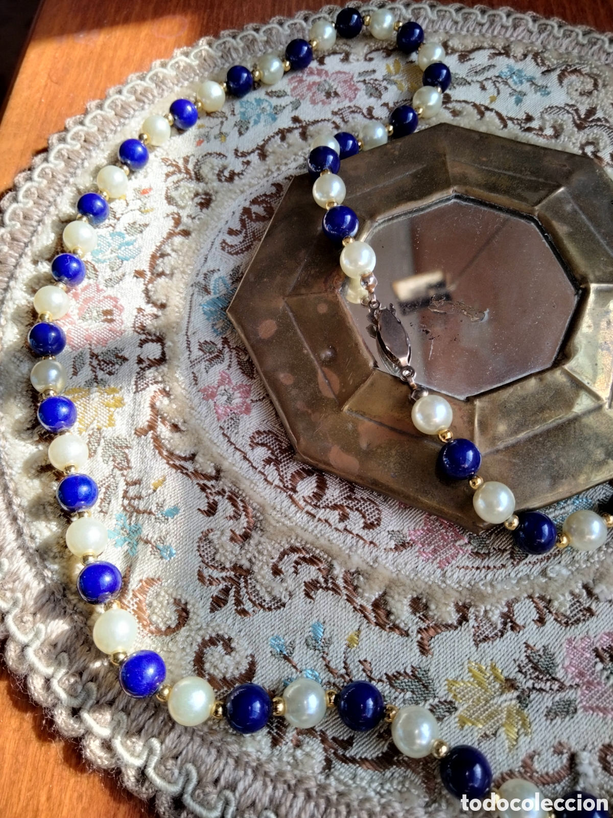 Joaillerie: Collar perlas de fantasia azul y blanco muy ligero vintage