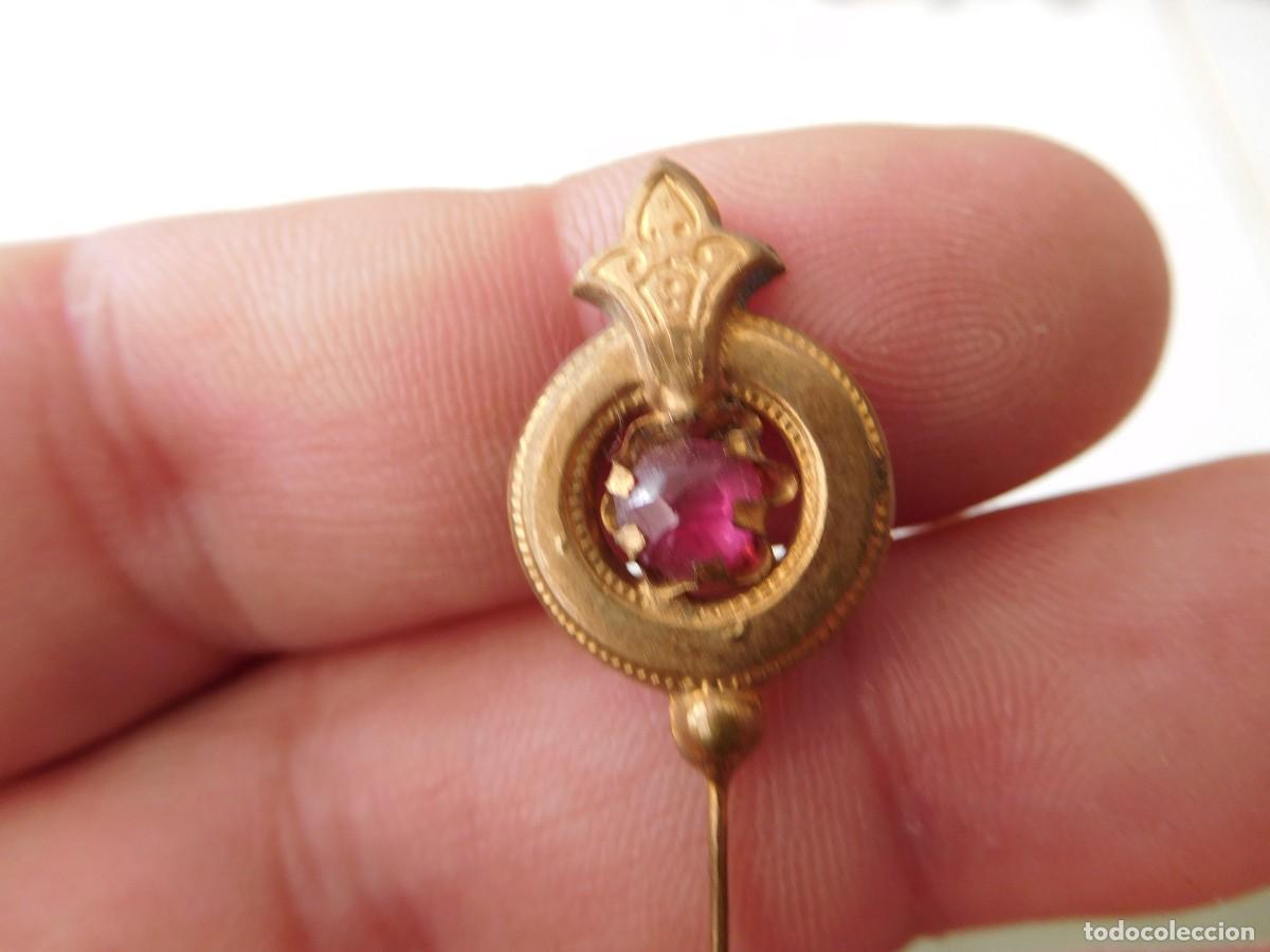 Joyeria: Aguja antigua chapada en oro - Foto 1