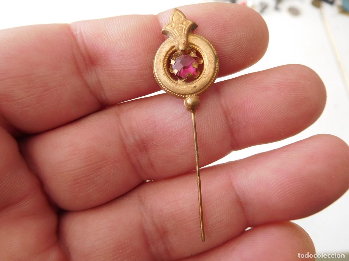 Joyeria: Aguja antigua chapada en oro - Foto 2