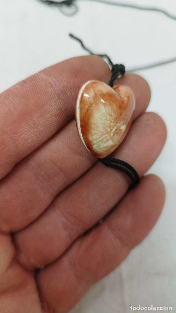 Joyeria: Antiguo collar colgante en forma de coraz&oacute;n. - Foto 3
