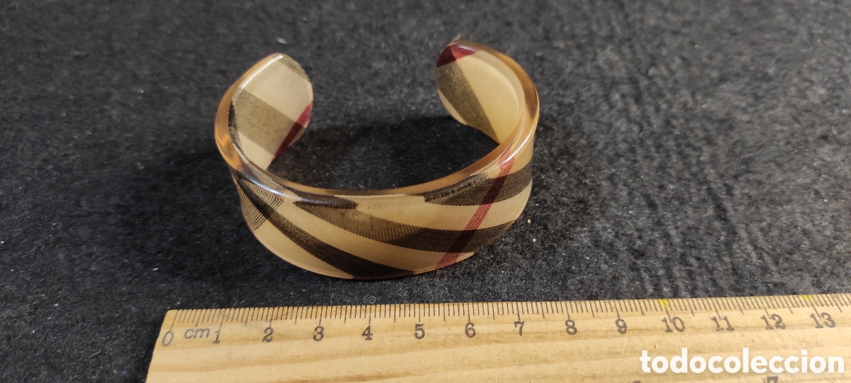 Joyeria: Coletero Burberry y pulsera - Foto 6