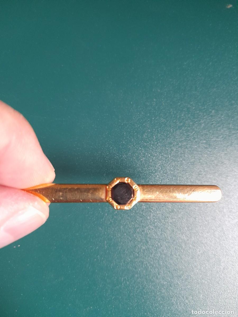 Joyeria: Pisa corbatas dorado con piedra octogonal. - Foto 2