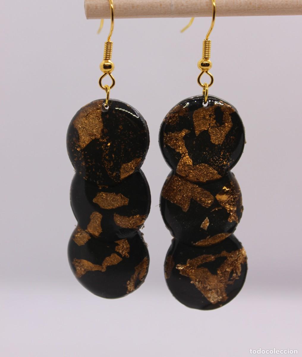 Joyeria: Pendientes negros y dorados - Foto 1